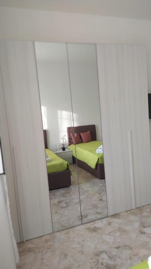 Malias Apartment Bari Ngoại thất bức ảnh