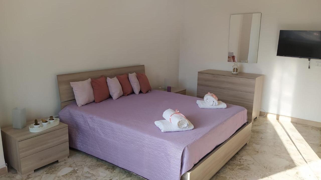Malias Apartment Bari Ngoại thất bức ảnh