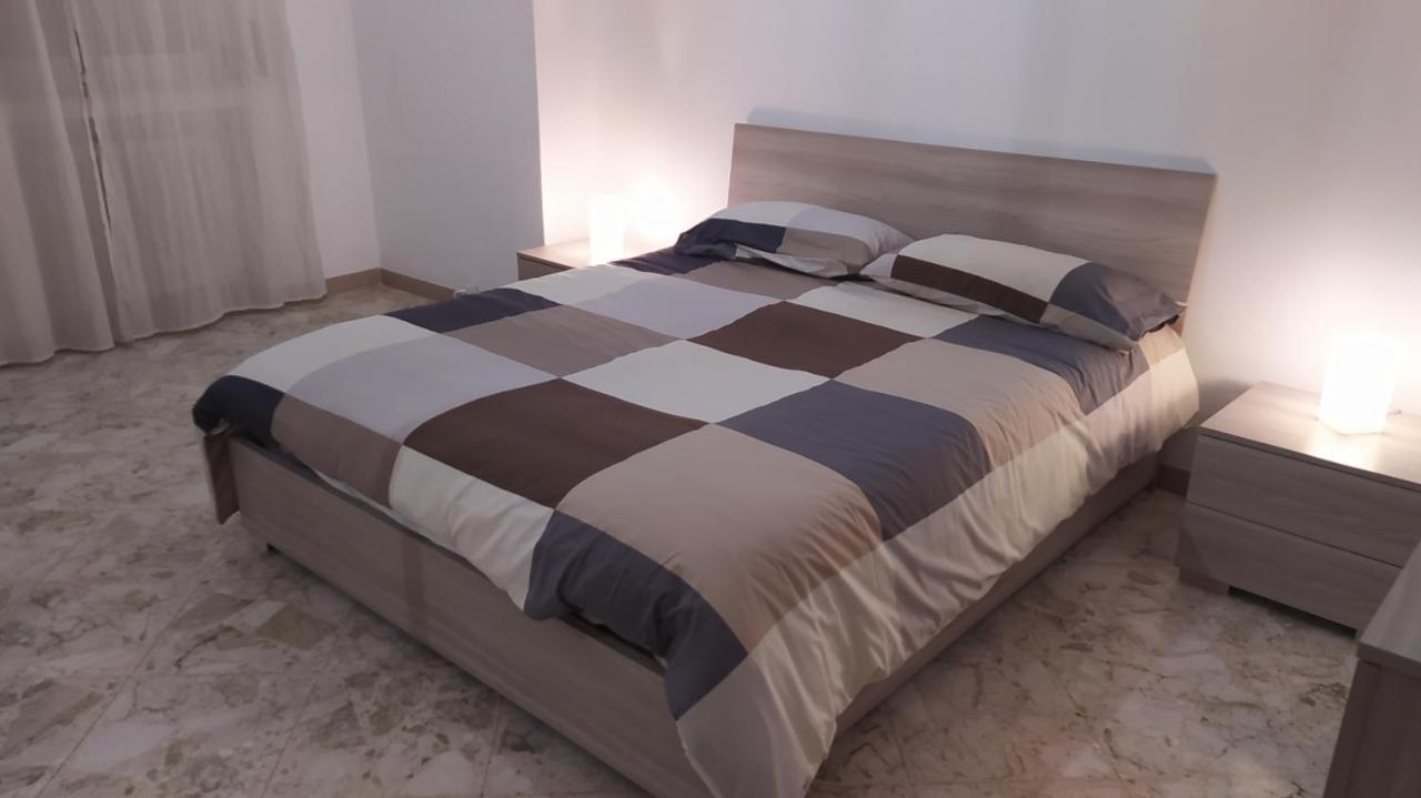 Malias Apartment Bari Ngoại thất bức ảnh